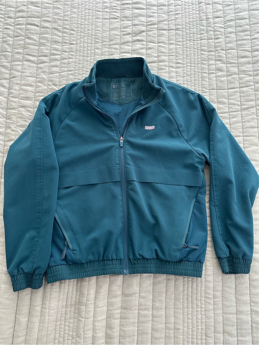 FIGS Caribbean Blue Sydney Scrub Jacket
